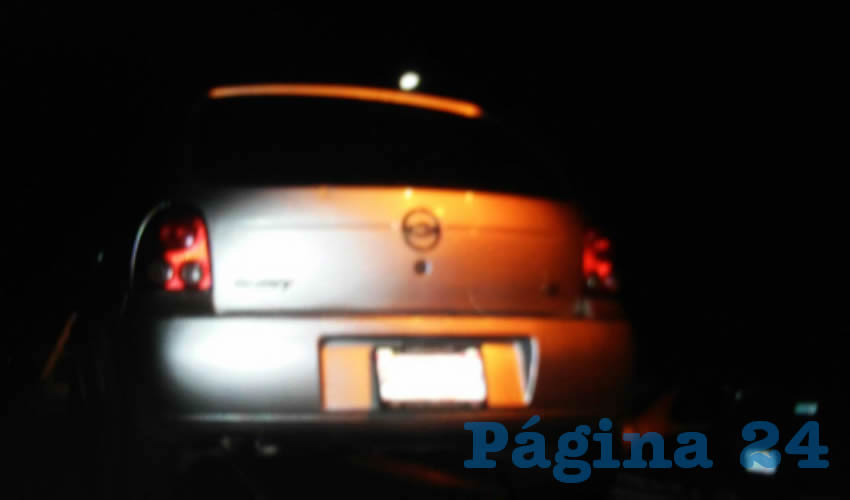En este automóvil Chevrolet Chevy intentó escapar el briago J. de Jesús, pero fue interceptado y detenido por policías preventivos