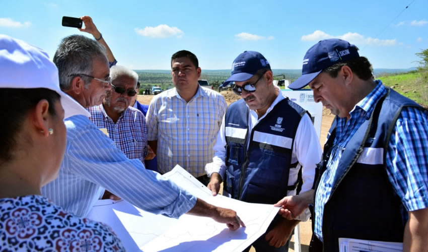 El gobernador Mart&iacute;n Orozco Sandoval supervis&oacute; obras que lleva a cabo su administraci&oacute;n por m&aacute;s de 40 millones de pesos