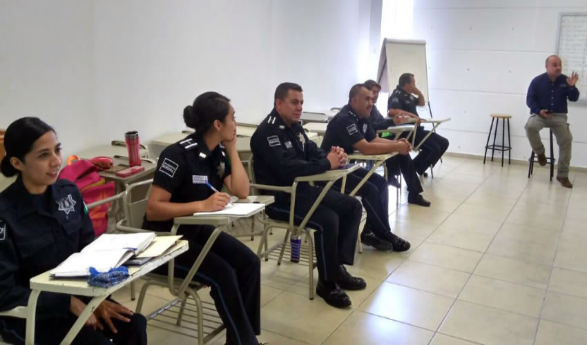 Una de las prioridades de la alcaldesa Tere Jiménez es brindar capacitación en torno al nuevo Sistema de Justicia Penal