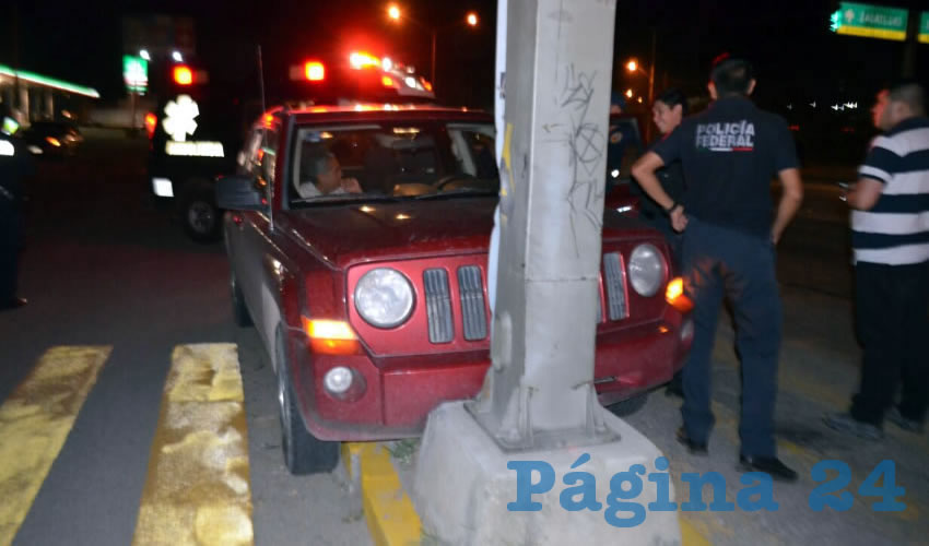 Durante unos 40 minutos, José Alejandro Bravo López se rehusó a descender de la camioneta