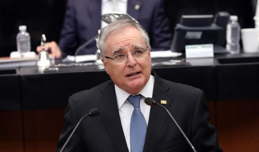 Miguel Romo Medina, vicecoordinador del Grupo Parlamentario del PRI en el Senado de la Rep&uacute;blica