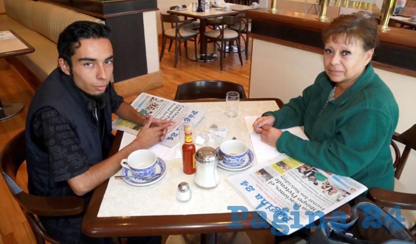 En Sanborns Francia compartieron el pan y la sal Ra&uacute;l de la Cruz Alf&eacute;rez y Rosario Alf&eacute;rez Ram&iacute;rez