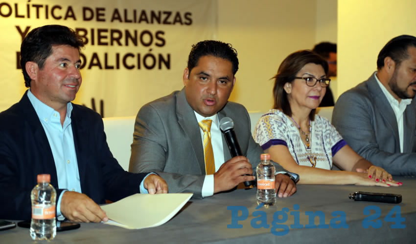 El PRD calific&oacute; al PRI como un enemigo dif&iacute;cil de vencer y el PAN a Morena como un partido sin posibilidades de ganar en 2018