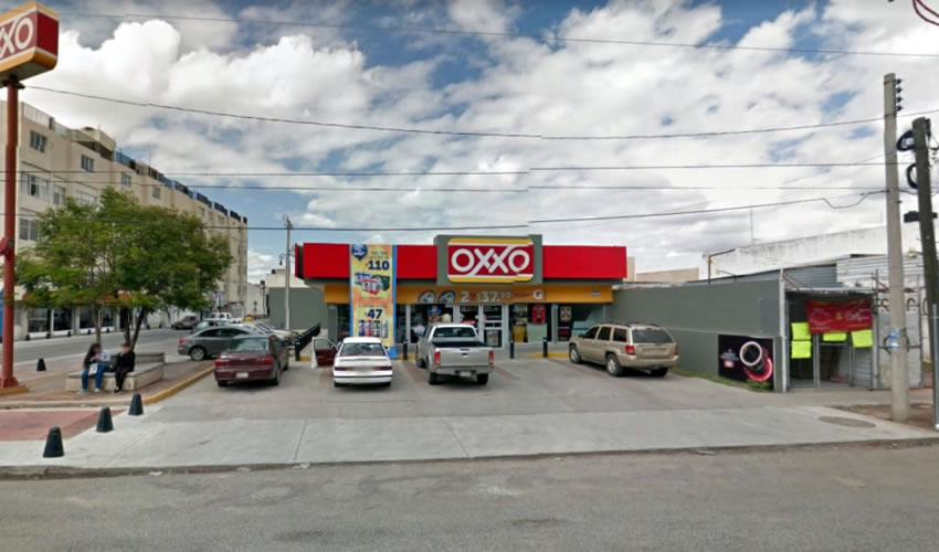La tienda Oxxo que &ldquo;visit&oacute;&rdquo; el pillo Gustavo, situada en el cruce de las calles Ecuador y Galeana