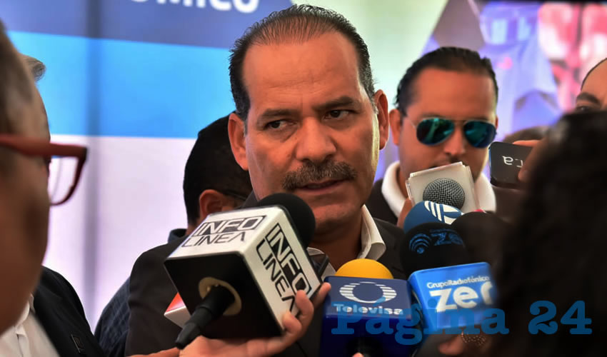 Mart&iacute;n Orozco Sandoval, gobernador del Estado