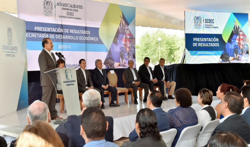 Mart&iacute;n Orozco Sandoval present&oacute; los resultados en materia econ&oacute;mica al primer semestre del 2017