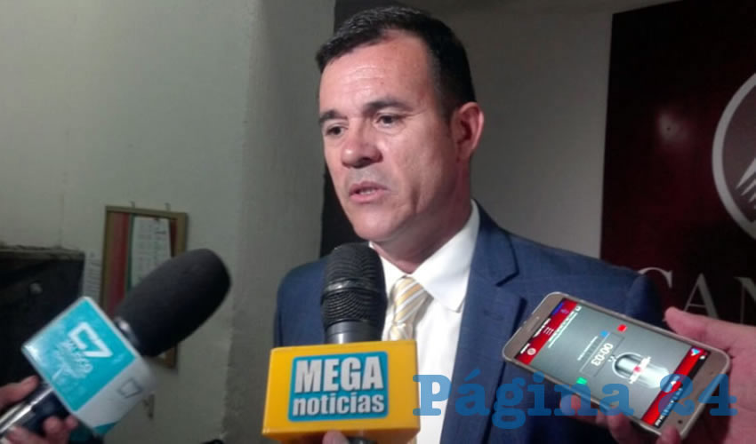 Sergio Jaime Santos, presidente de la Canirac, pidió a las autoridades apoyo para los restauranteros, “sobre todo en las rentas, para al menos mantener los negocios activos para el final feliz de la apertura de la línea 3”, ya que apenas se sostienen/Foto: Francisco Andalón López