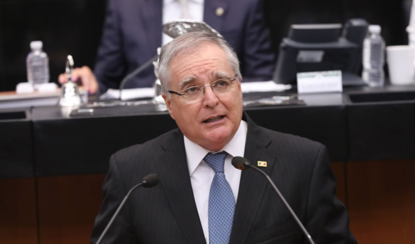 Miguel Romo Medina, senador de la Rep&uacute;blica