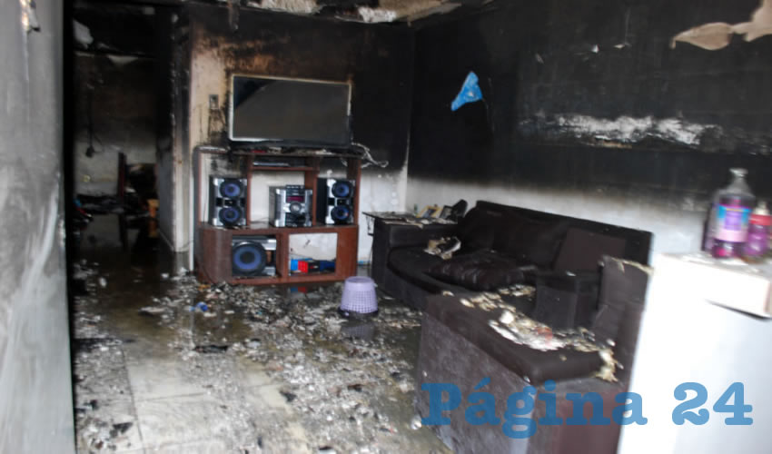 El fuego acab&oacute; con alrededor del 95% de los muebles, aparatos, objetos y otros que hab&iacute;a en la vivienda