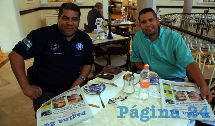 En Sanborns Francia desayunaron Juan Marcos Madera Basurto y Mucio Rivas Jaime