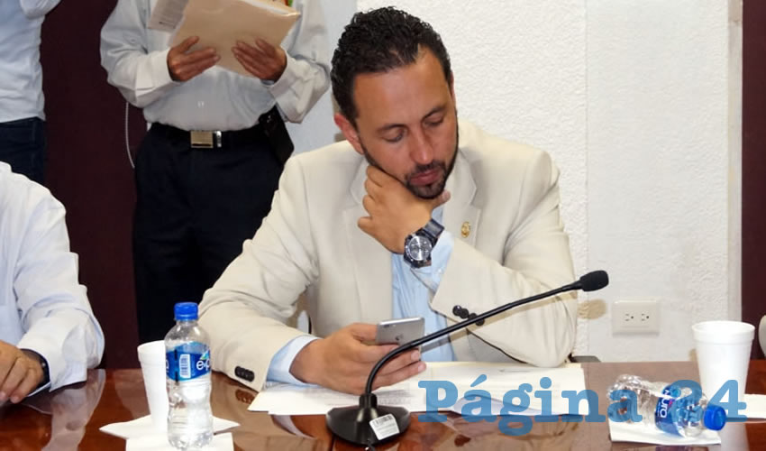 Arturo López de Lara: la ASF ya señaló observaciones a la cuenta pública del estado de Zacatecas en el ejercicio fiscal 2016, por una cantidad de 453 millones de pesos, correspondientes a los últimos meses de mandato de Miguel Alonso Reyes y los primeros de gobierno de Alejandro Tello Cristerna (Foto Merari Martínez Castro)