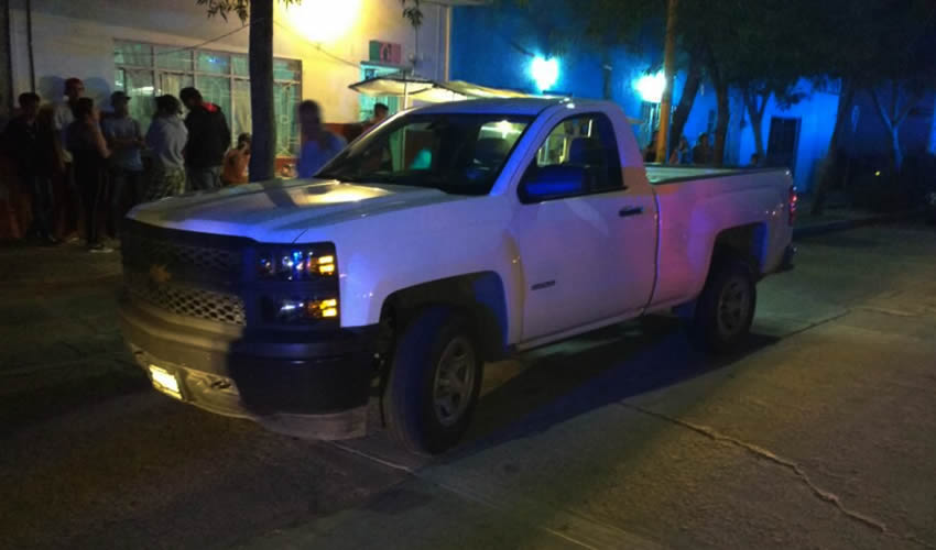 En la colonia Altavista el pistolero descendió de la unidad y logró escabullirse