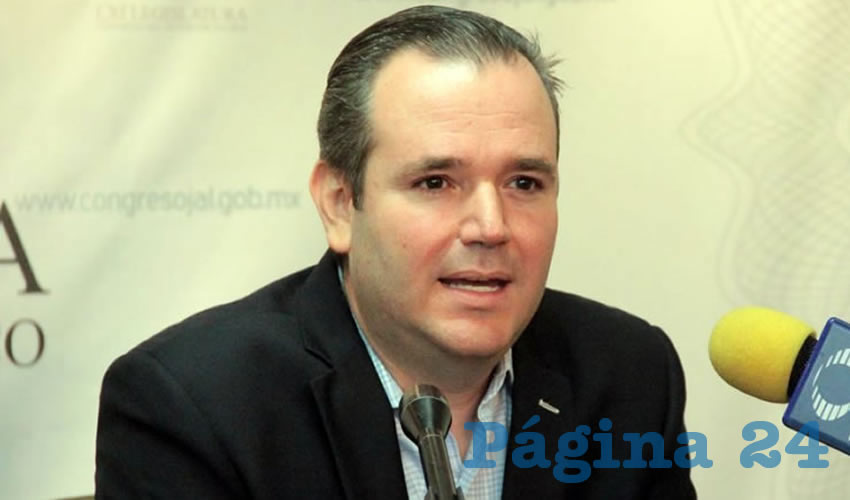 “Nosotros no le vamos a dar la espalda a los jaliscienses si el gobernador insiste en no tener diálogo, en tener comparecencias a modo y en imponer únicamente su visión”, advirtió el diputado albiazul Miguel Ángel Monraz en voz de su fracción en el Congreso local/Foto: Archivo Página 24
