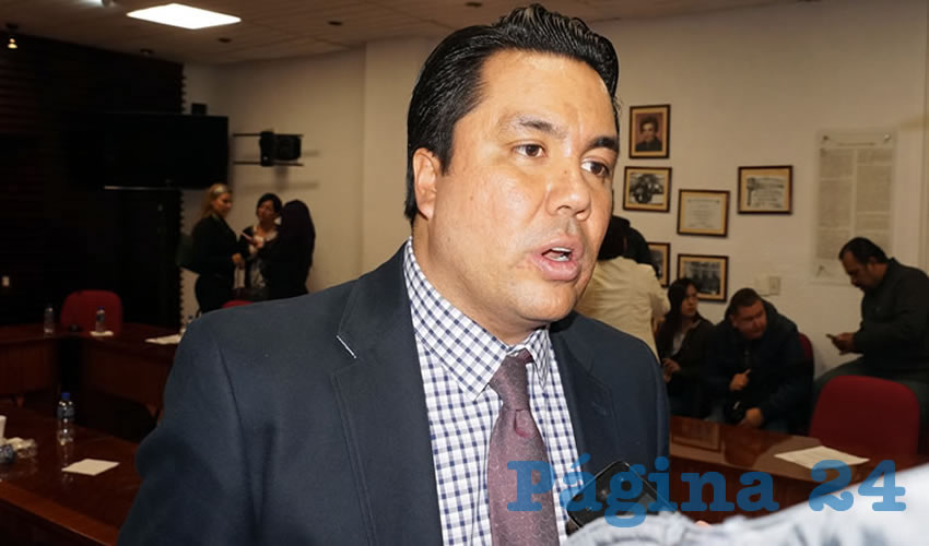 Omar Carrera Pérez, diputado local por el partido político Movimiento de Regeneración Nacional (Morena): El tema de la seguridad pública es el que más sufre la ciudadanía hoy en día, y el que más reclama se de cumplimiento (Foto Merari Martínez Castro)