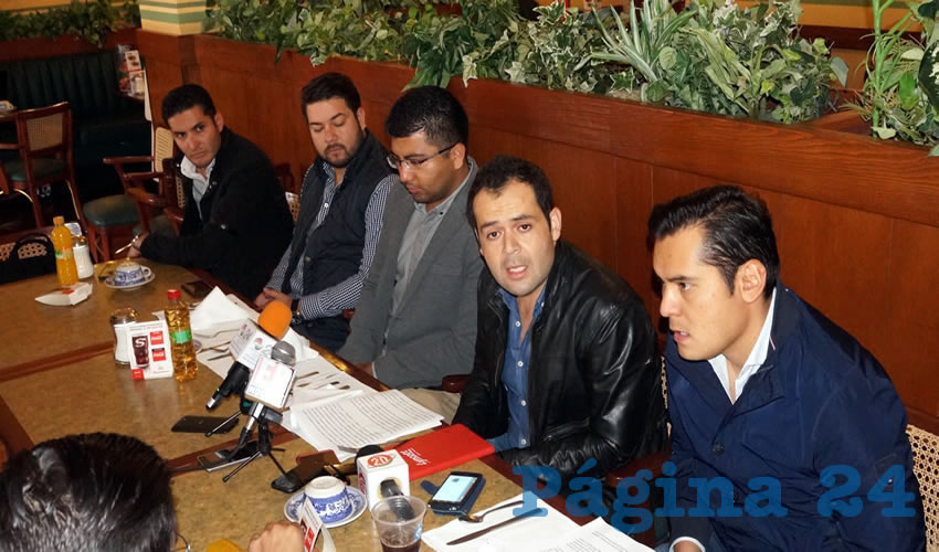 Un grupo de empresarios locales del grupo “Yo Emprendo” anunciaron la propuesta de creación del Instituto Estatal del Emprendedor (Foto Merari Martínez Castro)