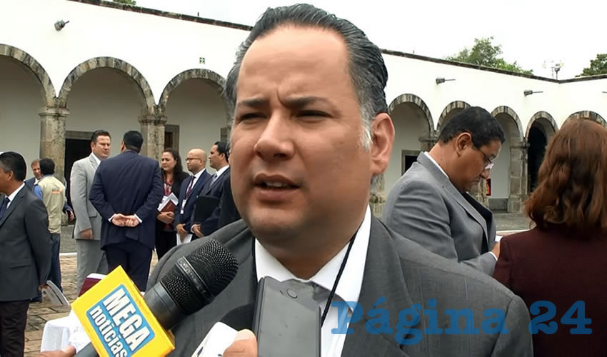Según Santiago Nieto Castillo, titular de la Fiscalía Especializada Para los Delitos Electorales, el reto de los tres niveles de gobierno para las elecciones del próximo año es vigilar que las campañas políticas no estén financiadas con dinero ilícito, como se presume ocurrió en los comicios de este año en Nayarit y Baja California/Foto: Francisco Andalón López 