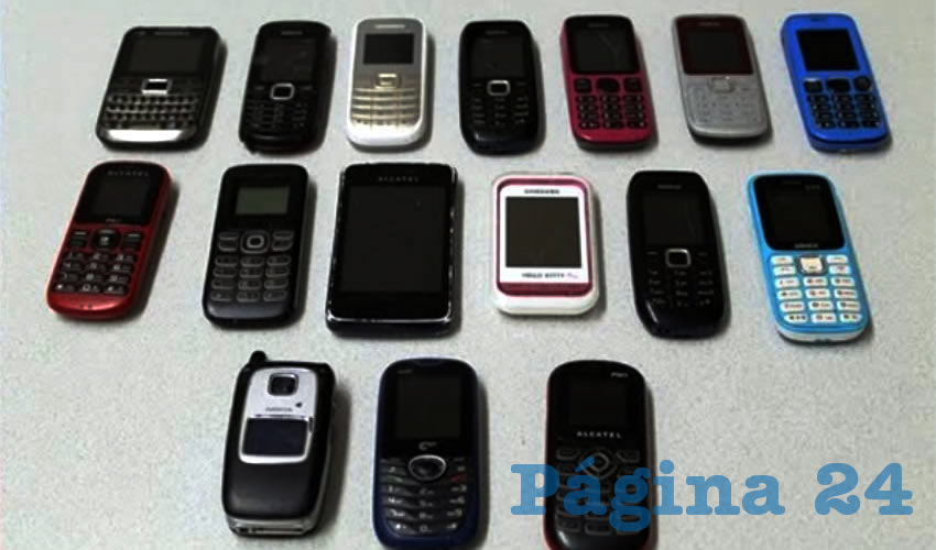 Al ser detenido el cuarteto en enero de 2015, les decomisaron varios tel&eacute;fonos celulares con los cuales contactaban a los sujetos a quienes les ofrec&iacute;an servicios sexuales