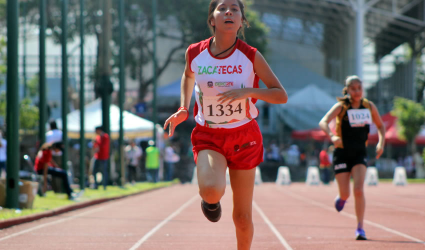 Cintia Aparicio Pérez entregó a la delegación zacatecana la tercera medalla de bronce en Paralimpiada Nacional Colima 2017.