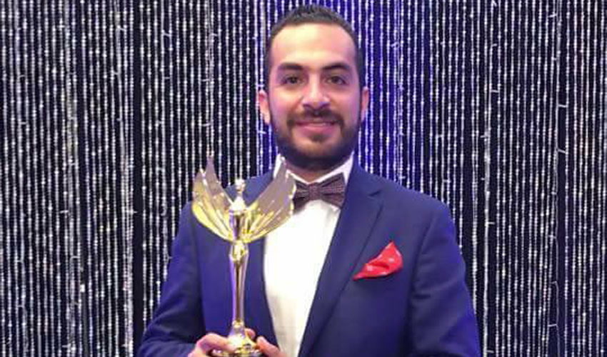 Kike de la Torre recibió la presea