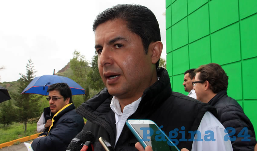 Enrique Flores: Más de mil 200 comerciantes prefieren no cambiar su lugar de trabajo a la cancha de los Mendoza. (Foto: Rocío Castro Alvarado)