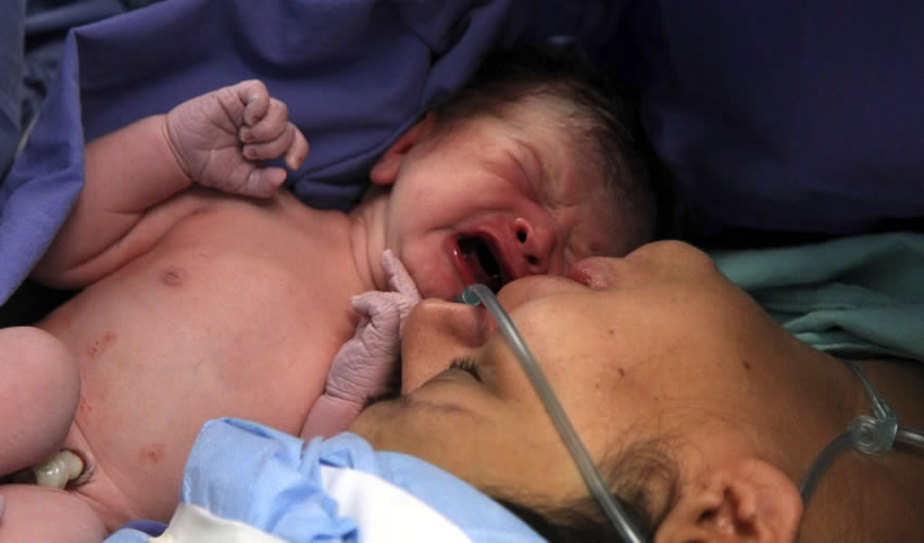 En el país 21.5 por ciento de las embarazadas en labor de parto fueron víctimas de gritos, regaños y falta de atención inmediata (Foto: Archivo/ Saúl Lopez/ Cuartoscuro)