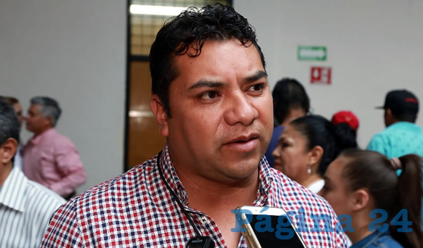 Normando L&oacute;pez Meixueiro, secretario general de la FSTSE