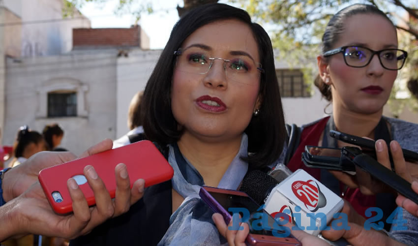 María de la Luz Domínguez Campos: Es la primera comparecencia en la historia de Zacatecas que se realiza posterior a la reforma al Artículo 1 constitucional de 2011 en el que se establece un procedimiento por la negativa de acatar recomendaciones (Foto Merari Martínez Castro)