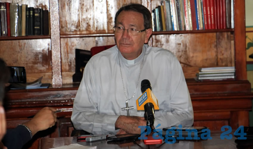 Sigifredo Noriega Barceló, Obispo de Zacatecas, pide el apoyo económico del DIF Estatal (Foto Rocío Castro Alvarado)
