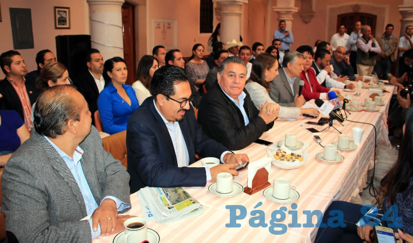 Jesús Ortega: La creación del frente ciudadano y un gobierno de coalición ataca de manera directa los causales de la corrupción (Foto Rocío Castro)