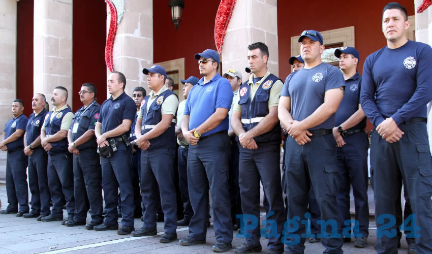 El personal de apoyo cuenta con vasta experiencia en rescate urbano vertical y en espacios confinados