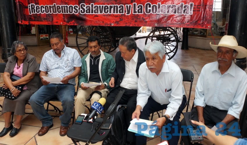 José Santos Cervantes, líder del Frente Social por la Soberanía Popular, consideró que de llegar esta minera de dueños extranjeros traería consecuencias nefastas, debido a que “este tipo de inversiones se trata de venir, saquear y después se largan” (Foto Merari Martínez Castro)