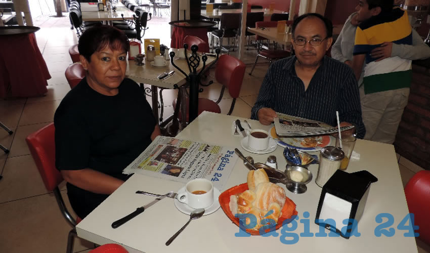 Rita Gómez Torres y Antonio Reyes López compartieron el pan y la sal en el restaurante Mitla