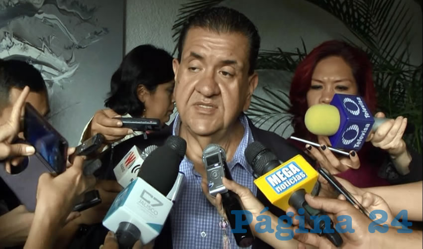 Francisco Ayón López, secretario de Educación Jalisco, destacó la labor que se realiza para reducir la deserción escolar, ya que “en los últimos tres años, cuatro mil 500 estudiantes que habrían suspendido sus estudios hoy continúan su educación”/Foto: Francisco Andalón López 