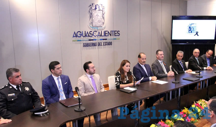 La alcaldesa Tere Jim&eacute;nez firm&oacute; el convenio de colaboraci&oacute;n con el fiscal del estado, Ren&eacute; Urrutia de la Vega, y con su hom&oacute;logo de Jes&uacute;s Mar&iacute;a, Noel Mata Atilano con la presencia como testigo de honor del gobernador Mart&iacute;n Orozco Sandoval