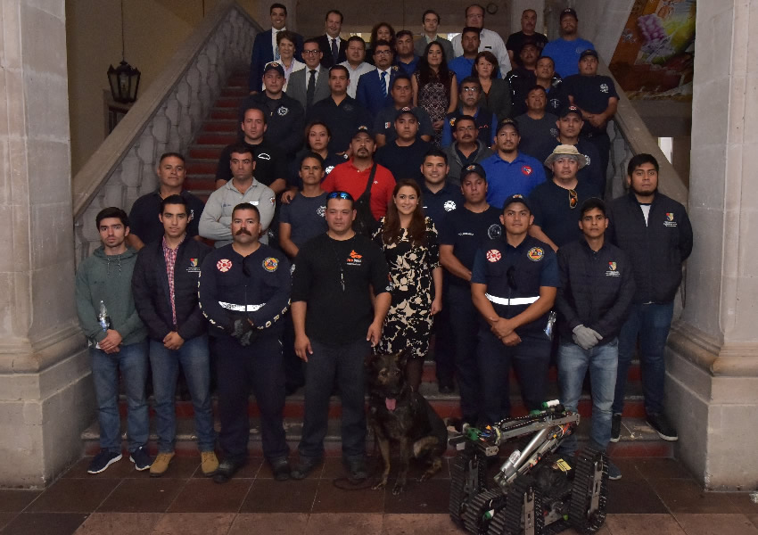 La alcaldesa Tere Jim&eacute;nez agradeci&oacute; a estos h&eacute;roes haber brindado una segunda oportunidad de vida a hermanos mexicanos
