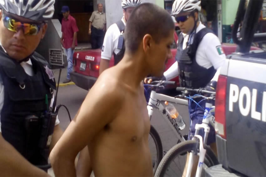 Este es el sujeto que manose&oacute; a una empleada de la dulcer&iacute;a El Pariente