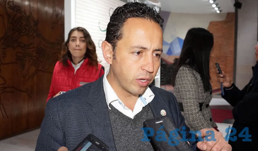 Arturo López de Lara, diputado local por el Partido Acción Nacional (PAN): Es importante exigir a las autoridades realicen y cumplan con su trabajo, pero también “que la gente se organice en el límite de nuestras posibilidades legales” (Foto Merari Martínez Castro)