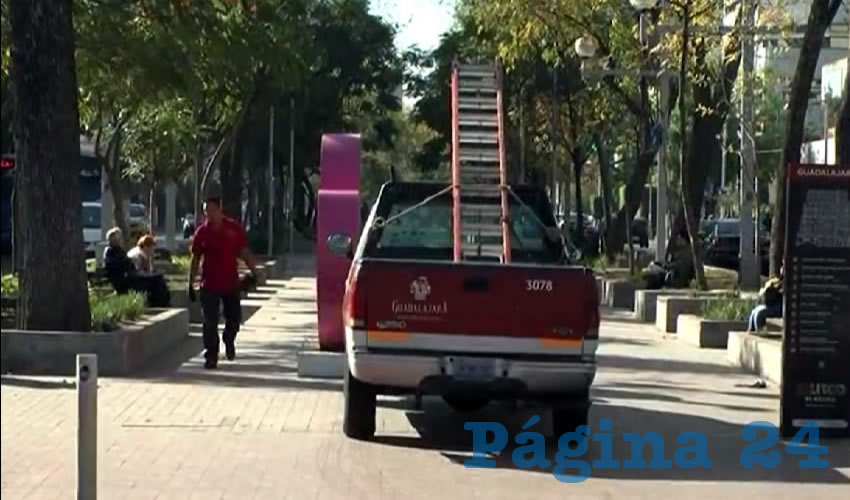 Entre las zonas en las que se aplican más multas están las inmediaciones de avenida Vallarta, cerca de la glorieta Minerva, por ser una de las zonas con mayor número de comercios y oficinas, según Valeria Huérfano, directora de Movilidad de Guadalajara/Fotos: Francisco Andalón López