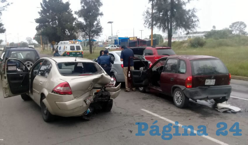 El percance ocurri&oacute; sobre avenida Paseo de la Solidaridad