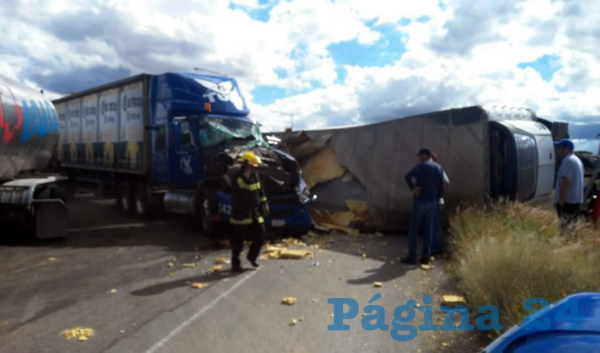 El aparatoso accidente sólo causó daños materiales