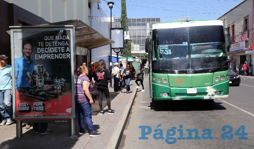 Se suman más voces contra el aumento al pasaje del transporte urbano (Foto: Eddylberto Luévano Santillán)