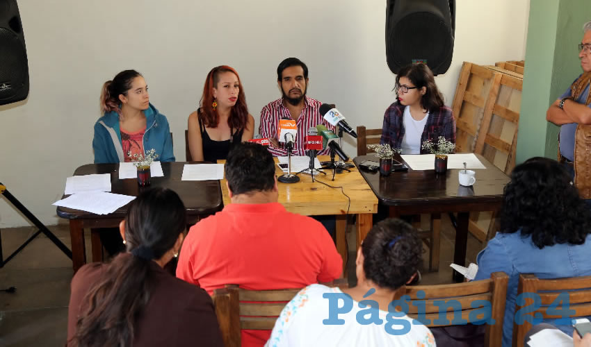 Red Colectiva inició la recolección de firmas para apoyar la candidatura de María de Jesús Patricio Martínez (Foto: Eddylberto Luévano Santillán)