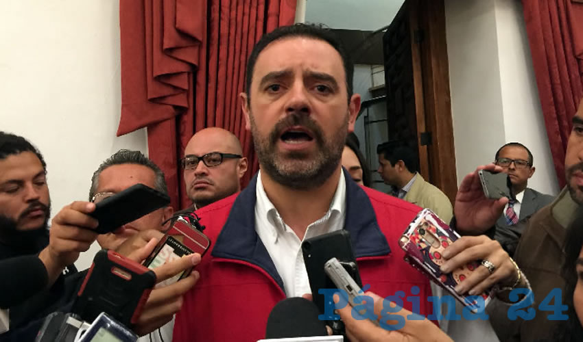 Alejandro Tello Cristerna : “Tú sabes porque no salí a dar una explicación, crees que la conducta de las masas nos va a llevar a una solución que es la que queremos, ellos claman justicia, no provoquemos odio, no provoquemos encono” (Foto Cristo González)