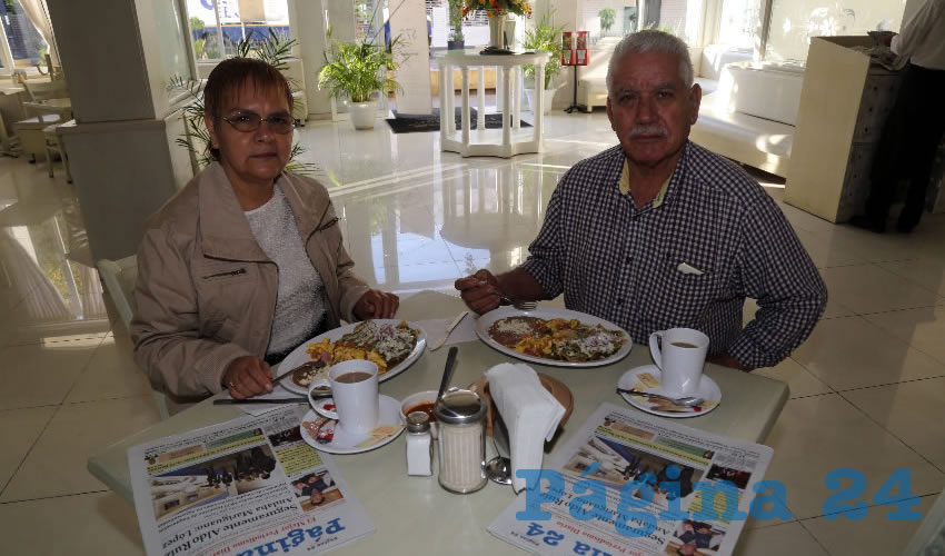 En el restaurante Del Centro compartieron el pan y la sal Norma González Quezada y Martín Fonseca Rodríguez