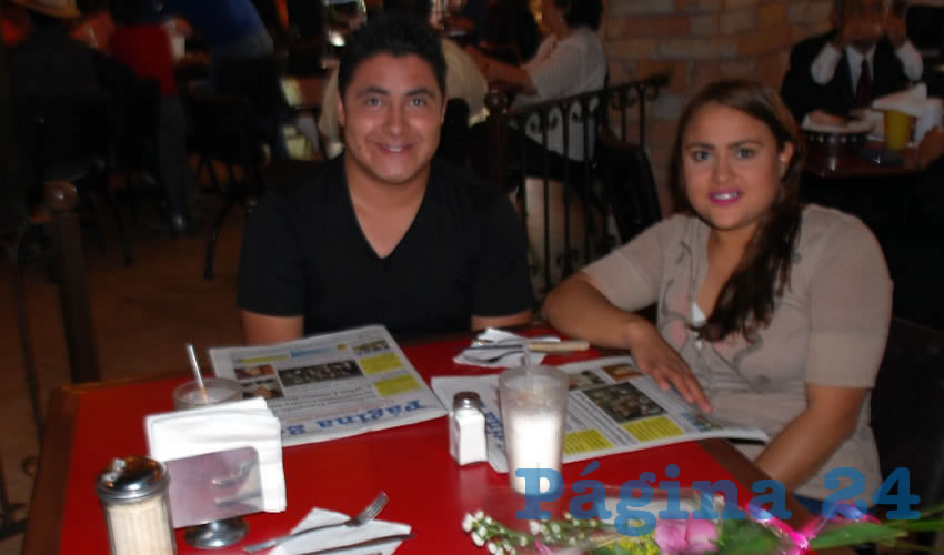 Luis Enrique Carreño Prado y Clara Reyes desayunaron en el restaurante Las Antorchas