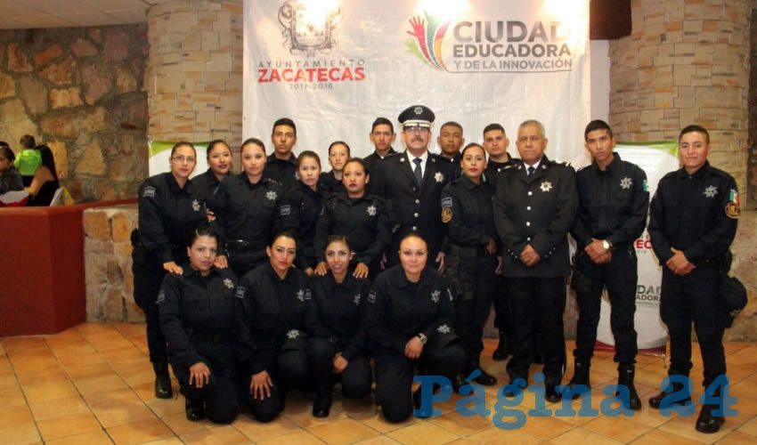 Un total de 15 policías de la capital y 10 de Guadalupe concluyeron su preparación inicial en el Instituto de Formación Profesional