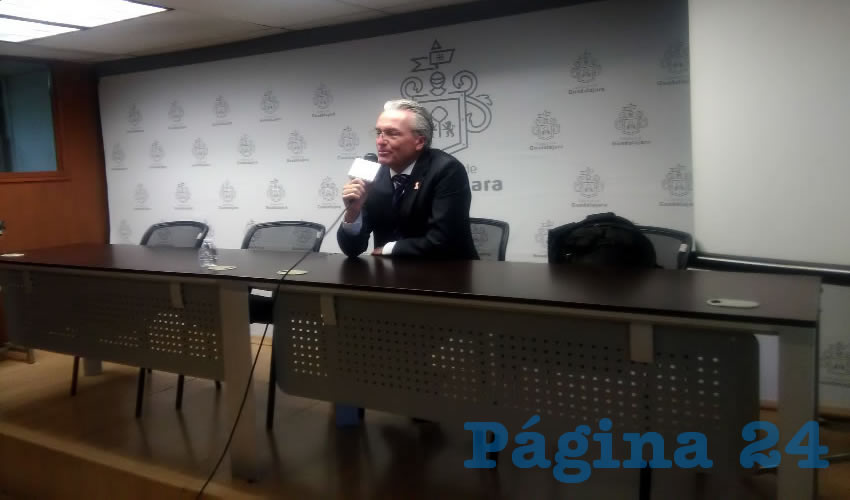 “Mi única motivación es trabajar por la salud de los jaliscienses, es importante que aclare que esta invitación la recibí en carácter personal, no es una concesión al PAN, no se trata de un pago de apuestas, de una invitación de otro tipo”, aseguró el ahora secretario de Salud/Foto: Elizabeth Ríos Chavarría 