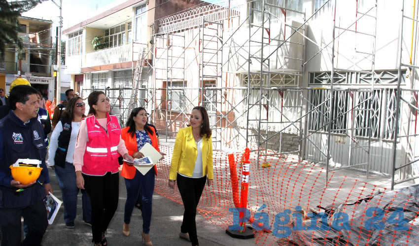 El titular de la SOPMA explicó a la alcaldesa y González López que, en una segunda etapa del proyecto, se incluirán labores del programa Banqueta Segura