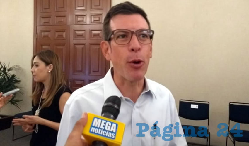 El pago de los 9 millones de pesos a la empresa Tisa los depositó la Secretaría de Planeación, Administración y Finanzas (Sepaf), por lo que ya se les empezará a pagar a los transportistas que recibieron bienevales, aclaró el titular de la Sedis, Miguel Castro Reynoso/Foto: Francisco Andalón López 
