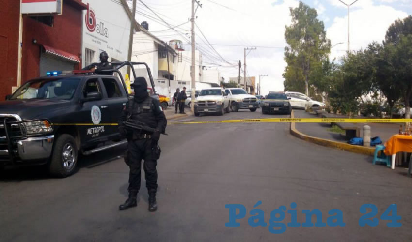 Sospechosamente, los criminales huyeron con toda la tranquilidad del mundo; los policías llegaron mucho tiempo después